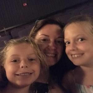 Meet your Posher, Andrea